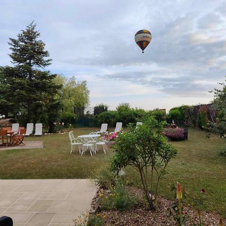La Maison Genevier - Chambre La Family Montreuil-en-Touraine Kültér fotó