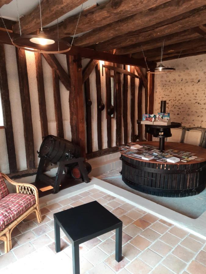 La Maison Genevier - Chambre La Family Montreuil-en-Touraine Kültér fotó